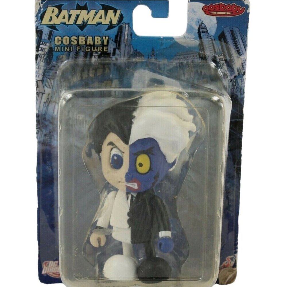 Hot Toys DC Direct 2009 Batman Two Face Cosbaby Mini Collectible Figure
